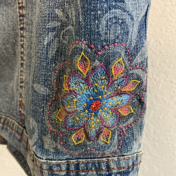 Vintage Y2K Arizona Jean Co Boho Sparkly Floral Embroidered Denim Vest💕 - Picture 3 of 9